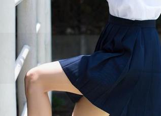 BoLoli菠萝社 – 夏美酱在普吉岛，定制写真做得也是相当…算了。