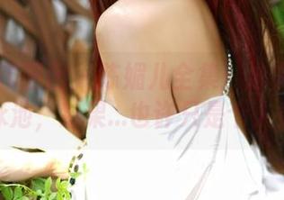 Feilin嗲囡囡 – 陈媚儿全集：泳衣挑战游泳池，结果…也许只是个人秀