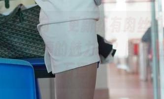 IESS异思趣向 – 更新就有肉丝白裙，谁能抵挡得住小婕的魅力呢？图片胜过千言万语。