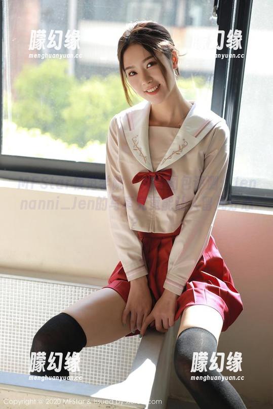 MFStar模范学院 - 灰丝图包评测：Jennanni_Jen的写真究竟能让人留几分心？