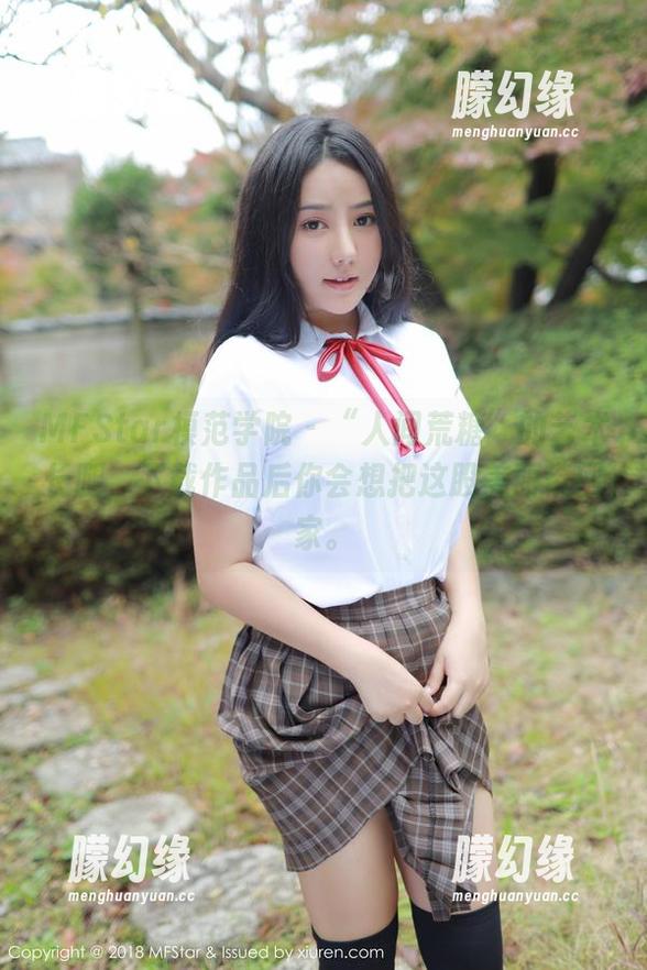 MFStar模范学院 - “人间荒糖”的艺术长腿，下载作品后你会想把这股美丽带回家。