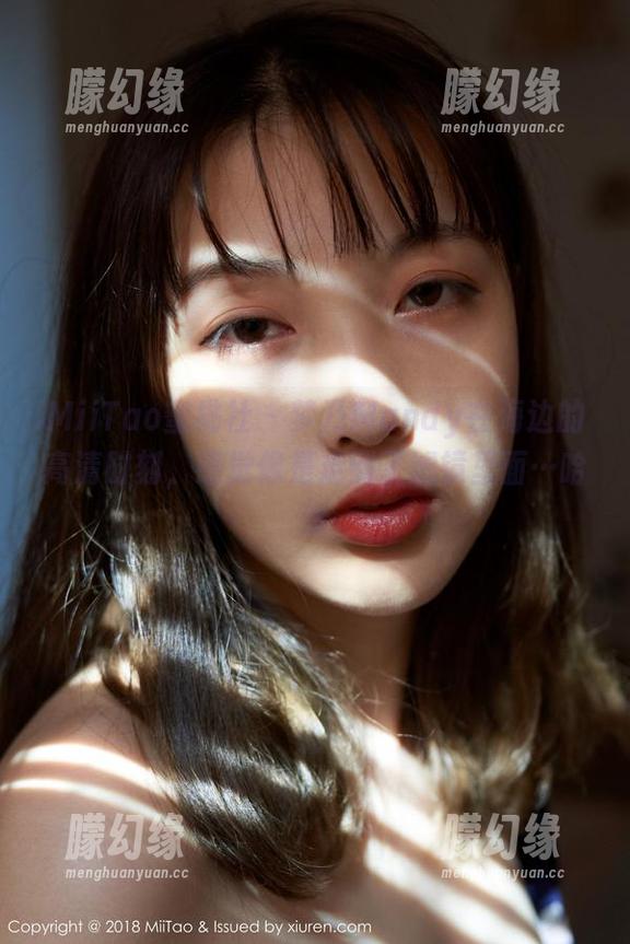 MiiTao蜜桃社 - 梦乃Mandy在海边的高清时刻，感觉像是走到了滤镜里面…哈哈