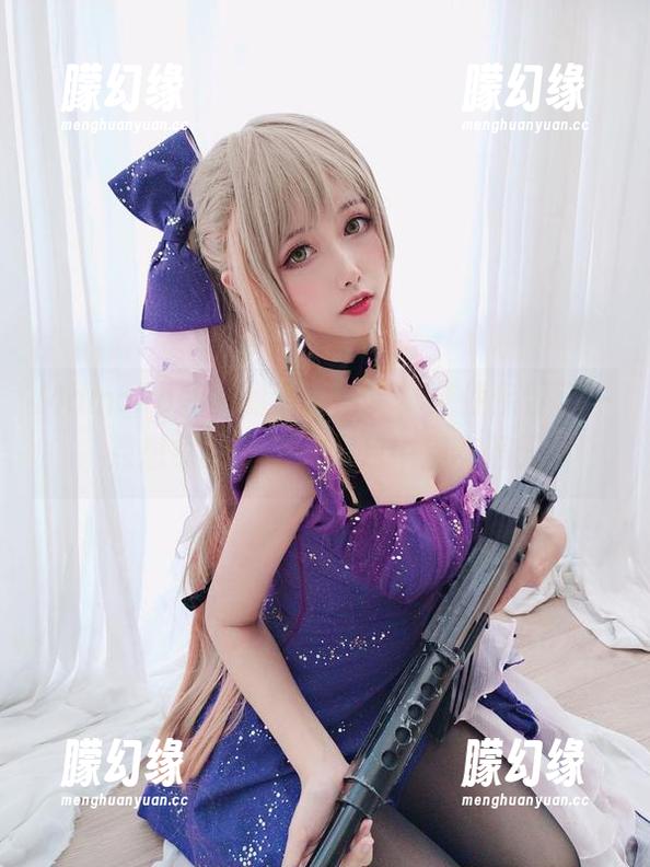 Momoko葵葵的清纯写真，随便保留了一点想象的空间，图包中别有洞天