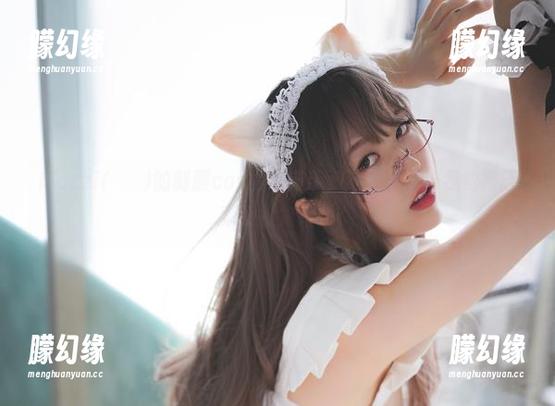 Mozzi(모찌)的制服cos得心应手，这个合集让我觉得天赋没被掩埋！