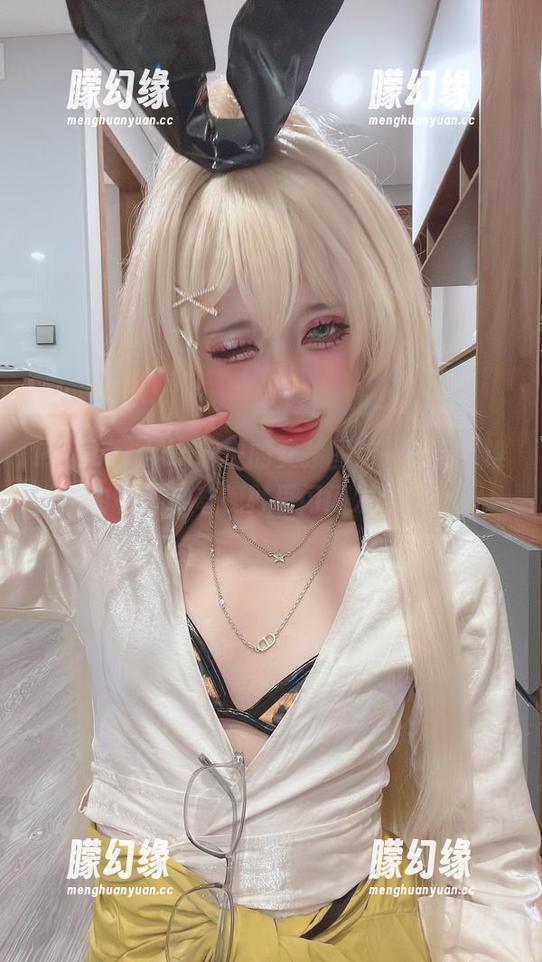 PoppaChan眼中的女孩图库——看看谁在她神奇视野里闪闪发光？