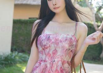 Xiuren秀人网 – Angela小热巴最新写真，看来比基尼不止是个泳装啊！