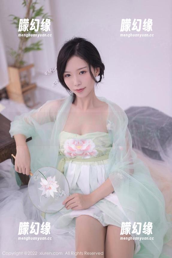 Xiuren秀人网-安琪Yee Xiuren秀人网 - 来自安琪Yee的图包,分享她的套装穿搭灵感,可能会被种草哦