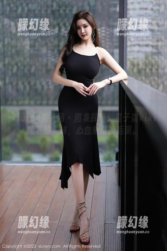 Xiuren秀人网 - 图集探险：星子柒kiki笔下的学妹，心血来潮的后果。