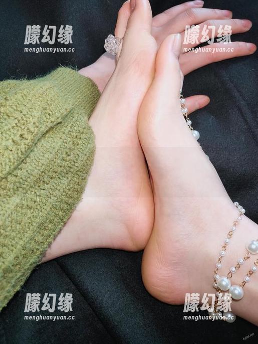 微密圈 - YuYu超甜丫校园图包，更新速度快得像公交车不等人！