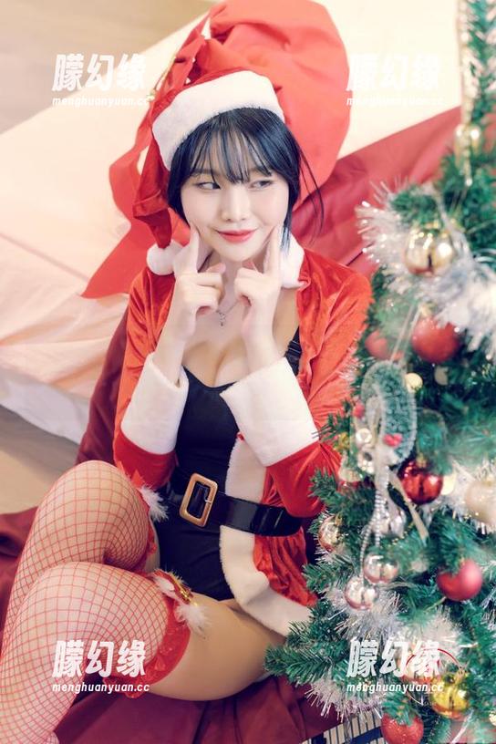 Yuna(윤아)的兔女郎写真在图库里，光是想想就感觉心里扑通扑通！