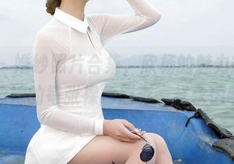 aiss – 婚纱照片合集，欣杨的魅力能不能就像她的每张裸色唇彩一样永恒呢？