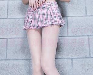 beautyleg – 图包解锁：Lorraine以水手服造型登场，难道她打算在海里迷路？