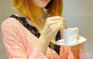 pans – 微妮的死库水最新图集，牌面十足的“水”樽换着姿态！