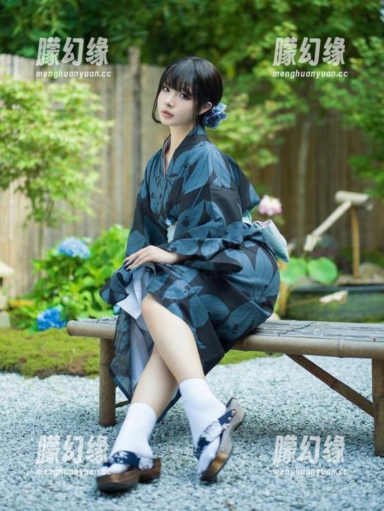 打开yuuhui玉汇的牛仔裤免费作品，谁在暗恋他的格子呢？