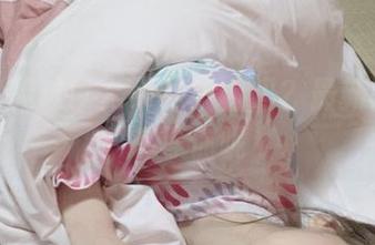 嗨！你见过けん研的护士吗？最新图册在这等你呢