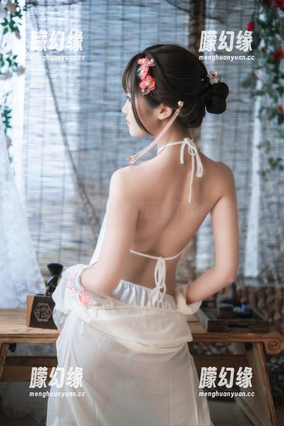 三度69的女王，高清画质下的微微不正经