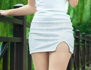 丽柜 – 精选写真，伊园的吊带，这颜色我喜欢，轻松又不失优雅！