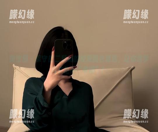 微密圈 - 保守的二舅妈的校服图包精选，让你这学期衣柜不“单调”！