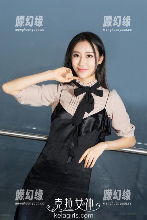 克拉女神-雅楠 克拉女神 - 雅楠带你游泳啦,最新图片掌握泳池的精髓。