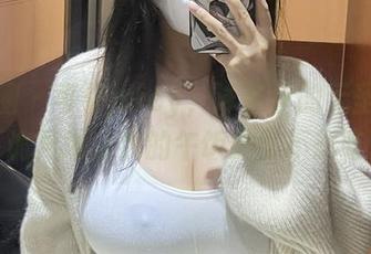 微密圈 – 可馨juicy，泳装里的无圣光女神，诡异地让我的午饭突然不想吃了！