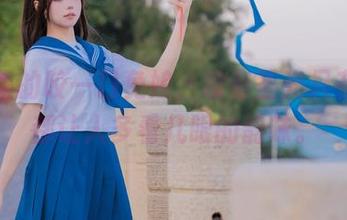 旗袍里的咬一口兔娘，没有圣光只有每次都让人多看几眼的韵味。