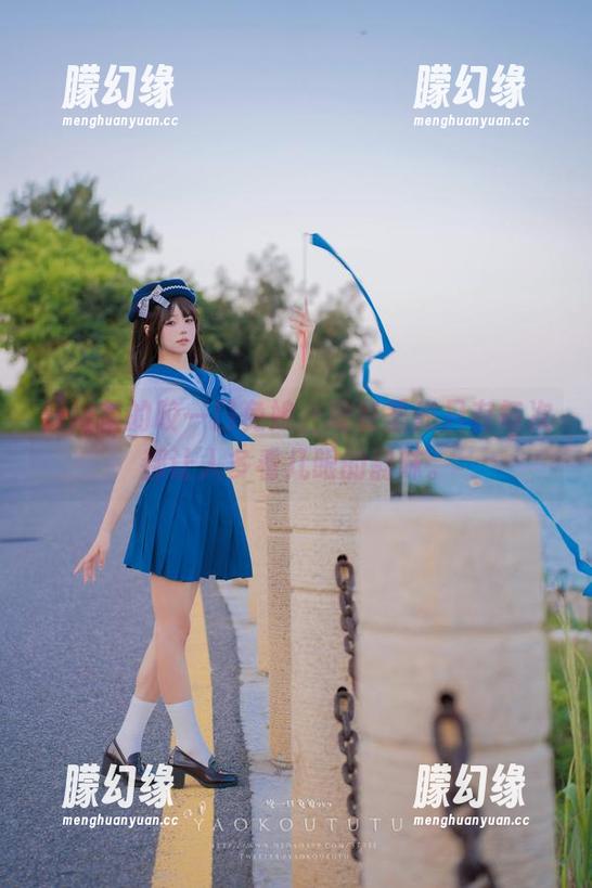 旗袍里的咬一口兔娘，没有圣光只有每次都让人多看几眼的韵味。