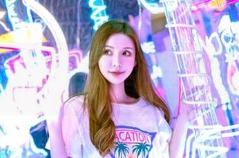 嗲囡囡 – 无敌更新！顾北北女王写真集，量身定做的自信展示！