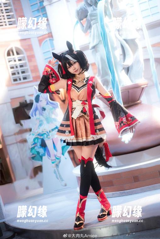 大肉丸Amiee的校服：高清资源，别的博主一定嫉妒！