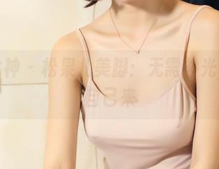 头条女神 – 松果儿美脚：无需补光，亮点自己来