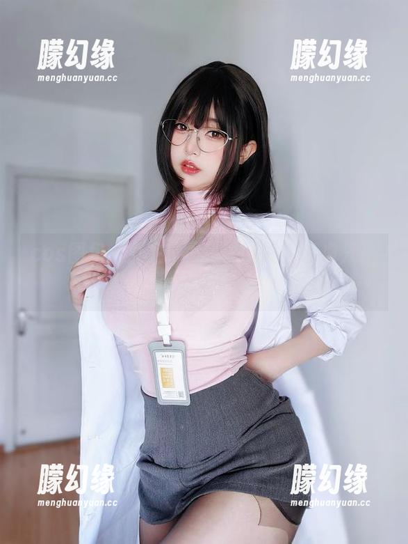 cos图包：女主K跟我讲时候，旗袍只是一层膜啊？