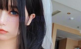 最新发布：女主K的白丝写真，这是不是一场“腿”展？