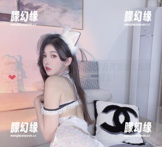 真实一面——小小奶瓶儿的生日限定仙女兔图包就藏在无圣光的背后！