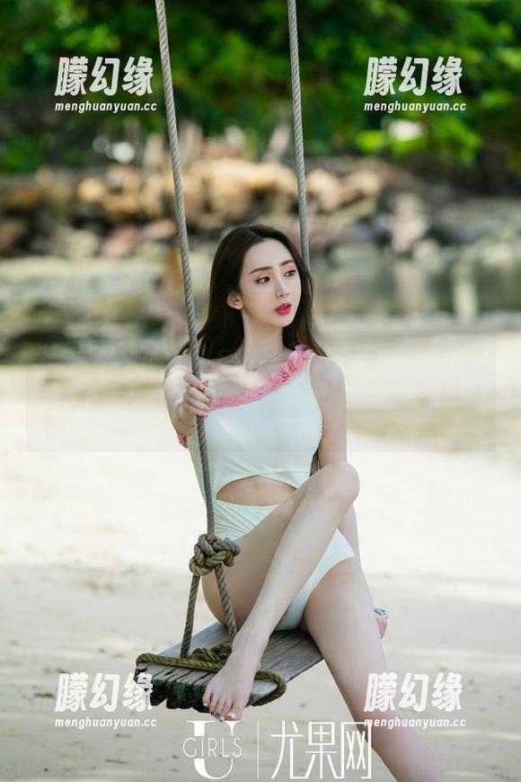 尤果网 - 这份Wendy的白裙图包，比我想象中的精彩，精选部分恨不得海量截图。