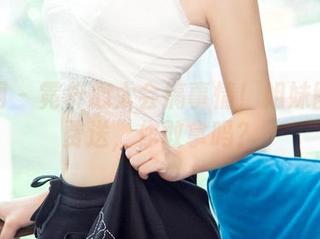 尤果网 – 霓梓心太会搞事情！姐妹图包免费送，你敢拿吗？