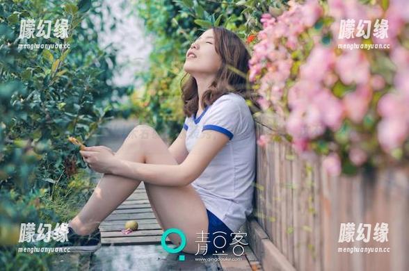 推女神-Akiki朱若慕 推女神 - Akiki朱若慕的泳装秀,竟然无圣光,这不科学啊!