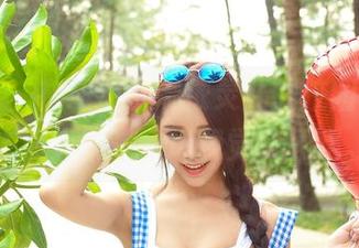 推女神 – 在线捕捉娜依灵儿的校园合集，本质上就是一场视觉的狂欢。