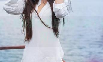 推女神 – 穆菲菲的美足图集，脚丫子都在闪光！