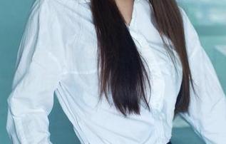 推女郎 – Yu佳妮的连衣裙图片让人目光难离，下载之后依然有疑惑：我该做什么？
