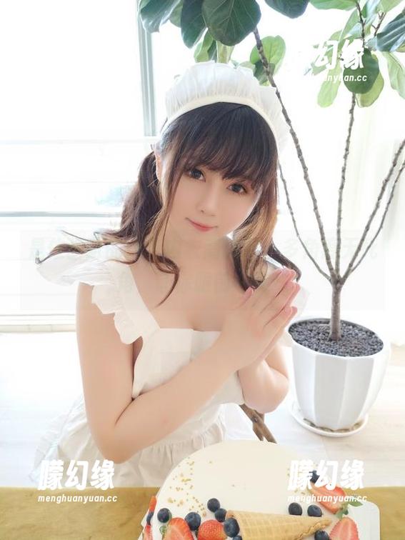 是依酱呀的绑带内衣高清照，多角度无死角，让你眼前一亮！