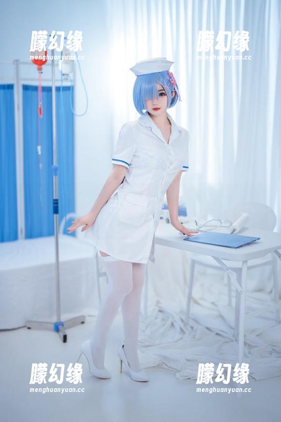 桜井宁宁的瑜伽图集，分享我对她努力的佩服，还有那不经意的弯曲…