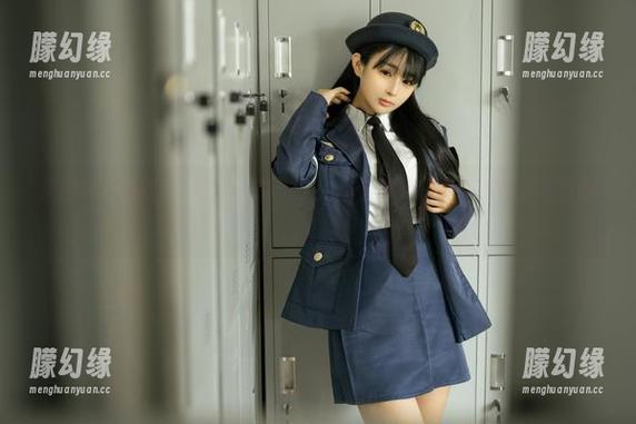 套图看得我手忙脚乱，桜井宁宁的巫女舞姿忘我，活像是在偷懒！