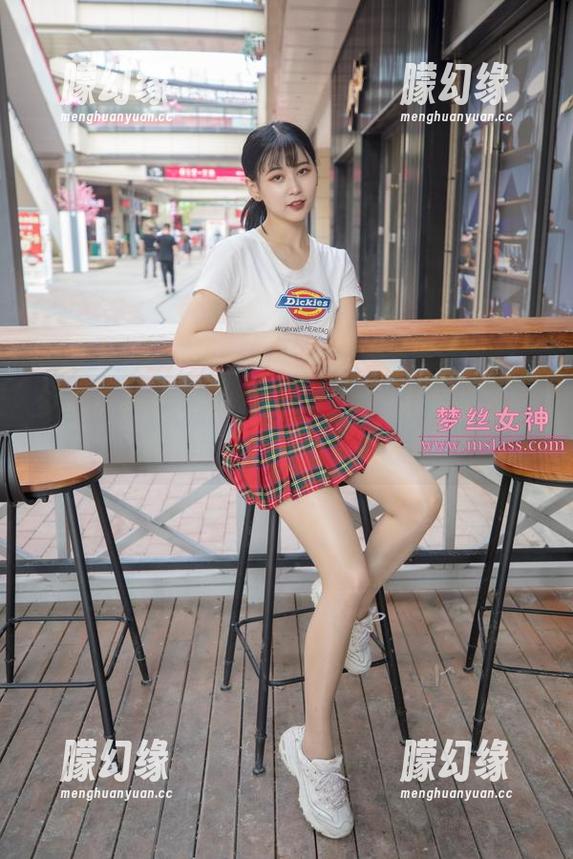 梦丝女神 - 乔儿的摄影课堂：肤色与黑色高清写真，别再羞涩了！