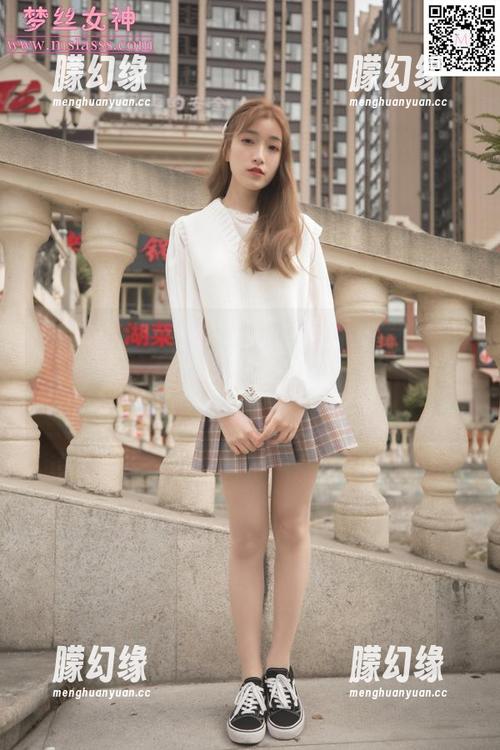 梦丝女神 - 原图堪比电影场面，魏婷婷的旗袍站在我脑海里，壁纸要怎么才能定妆？