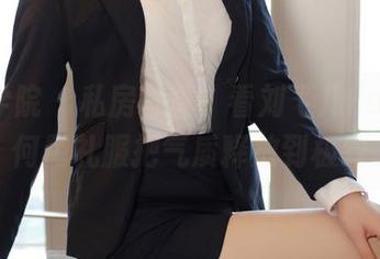 模范学院 – 私房写真？看刘飞儿Faye如何用礼服把气质释放到极致
