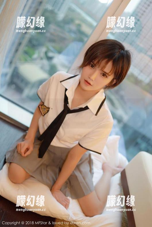 模范学院 - 更新来了！梦梵的瑜伽美图，让我觉得，勇敢趴下也是一种境界。