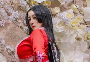 纯净无害的樱晚gigi“慕”，原图而已，不带圣光，带着点小心机。