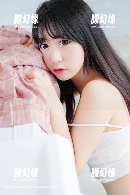 波萝社 - 夏美酱的私房美图，令人惊叹的圣诞快乐样子。