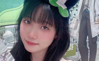 终于见到炸酱沐沐的透明套图，更新的那一刻像清晨的咖啡香