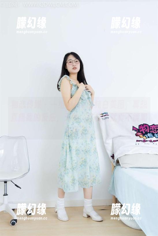 物恋传媒 - 一组elise的纯白美图，真想直播我的反应，天呐，这样我就真不能喝咖啡了！