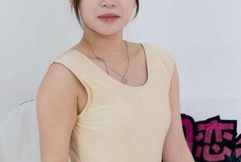 物恋传媒 – 岚岚美腿墙上贴，朋友们都开始问我啥时候换个漂亮壁纸。
